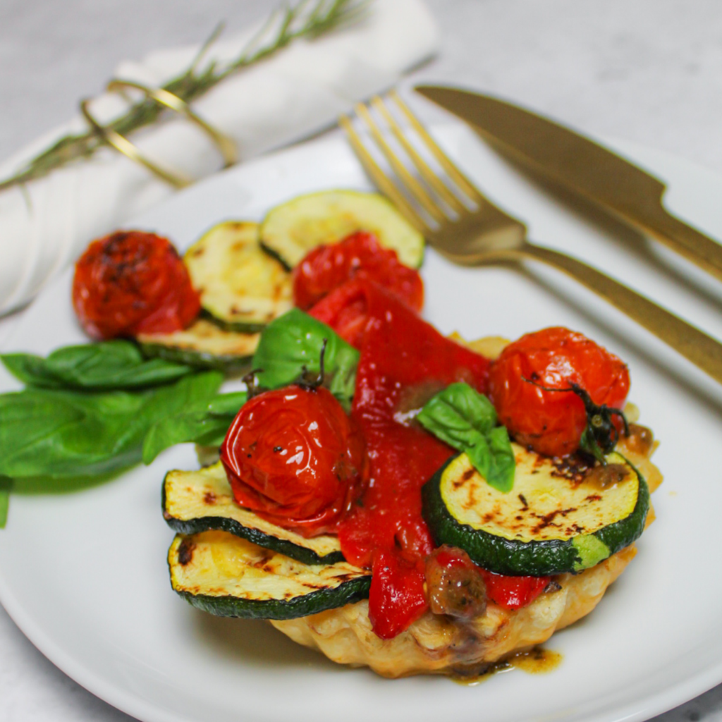 Hartig taartje met mozzarella en gegrilde groente