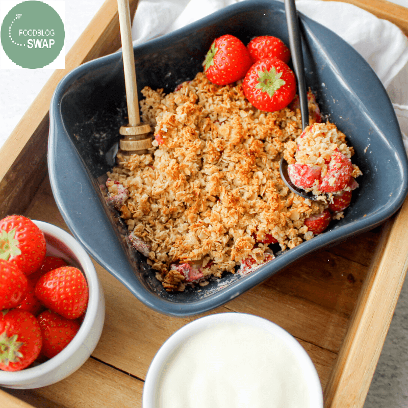 Glutenvrije aardbeien havermout crumble