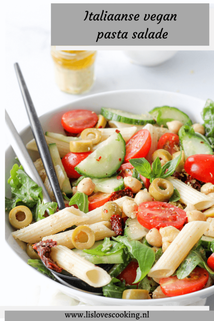 Italiaanse vegan pasta salade