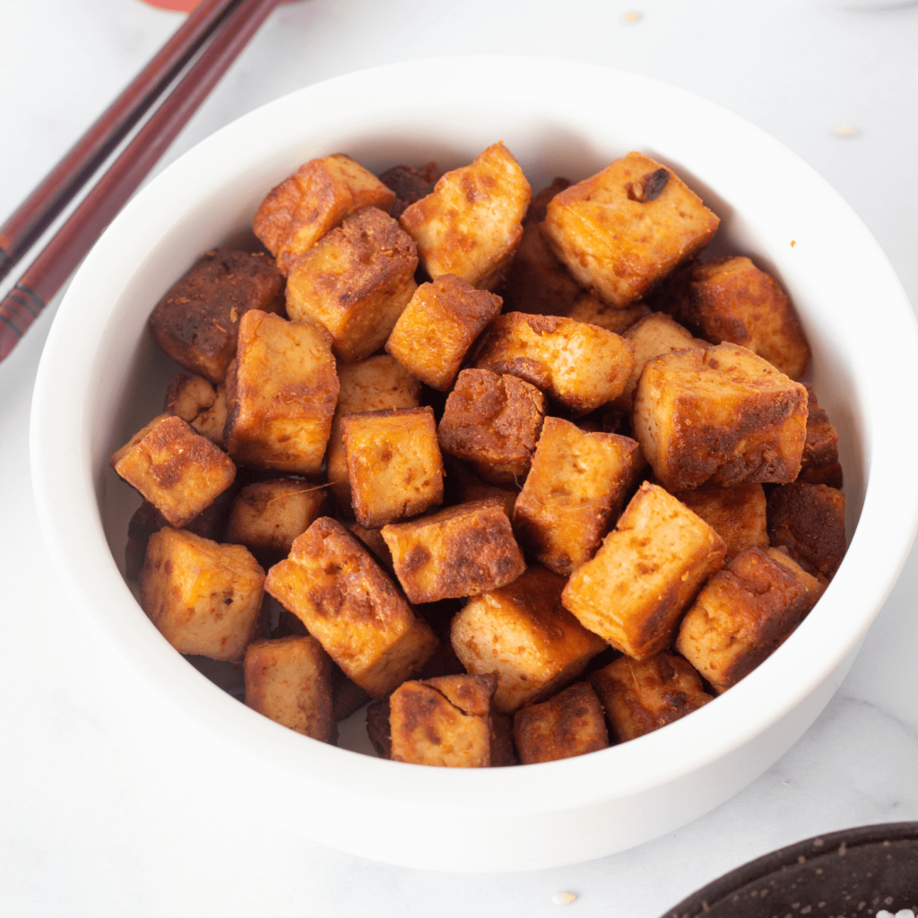 Spicy tofu sushi bowl