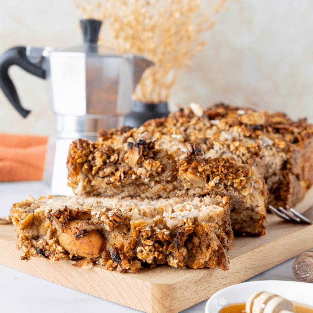 Glutenvrij rozijnen granola brood