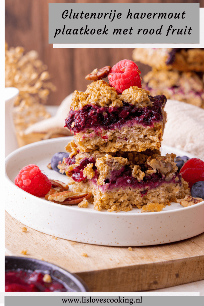 Glutenvrije havermout plaatkoek met rood fruit