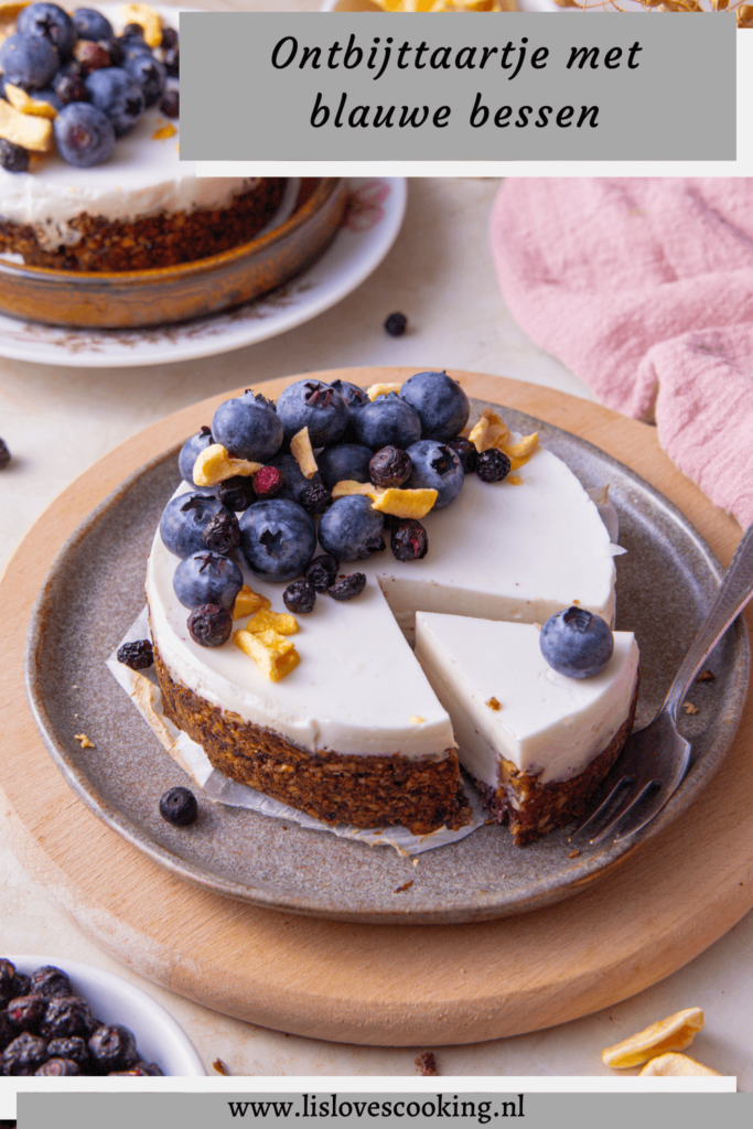 Glutenvrij ontbijttaartje met blauwe bessen