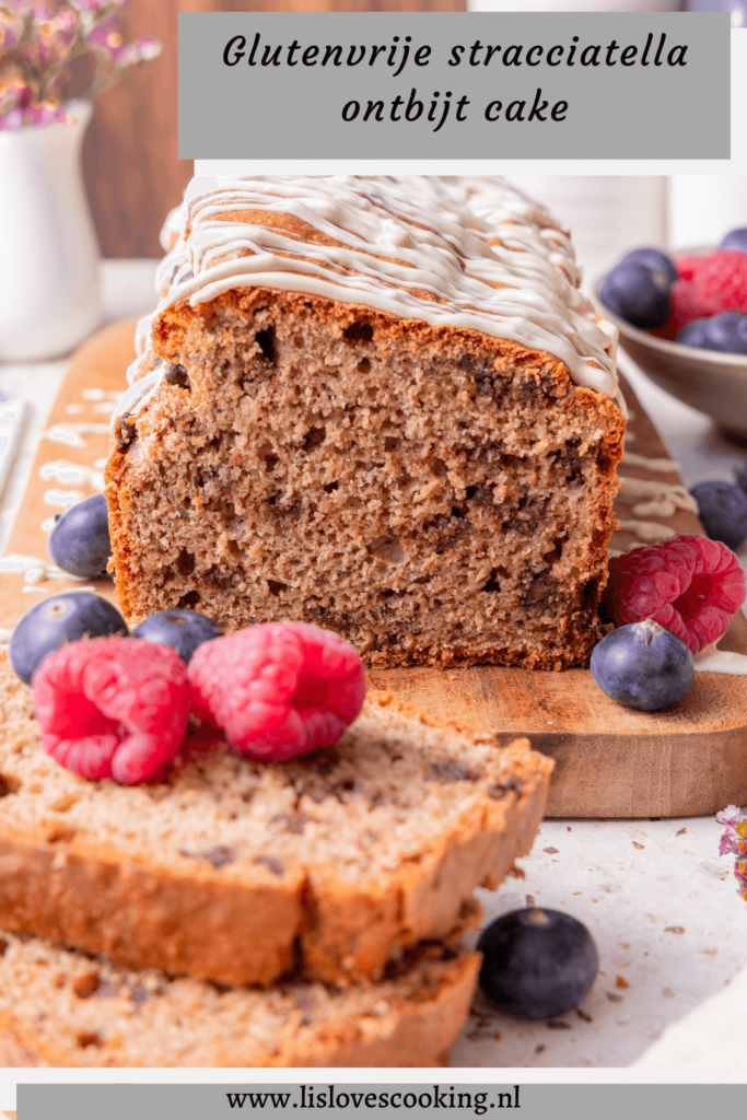 Glutenvrije stracciatella ontbijt cake