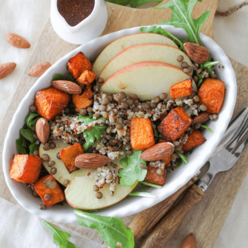 Herfst salade met quinoa en pompoen