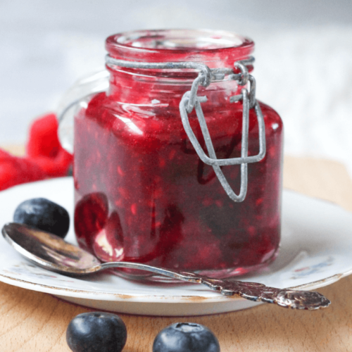 Rood fruit compote