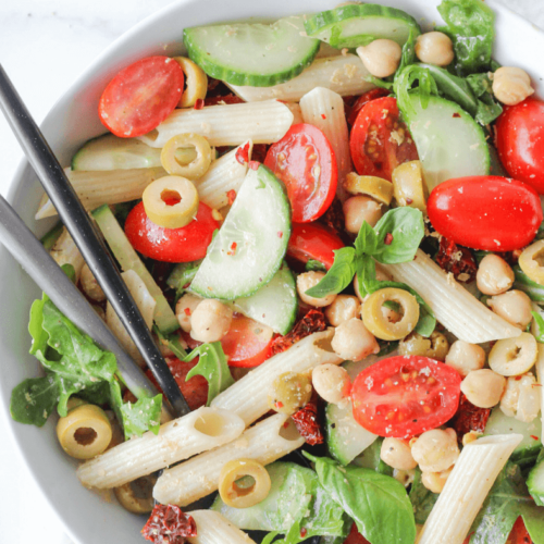 Italiaanse vegan pasta salade