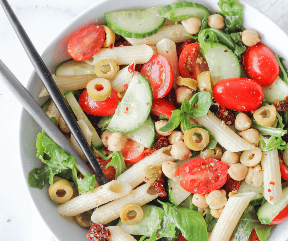 Italiaanse vegan pasta salade