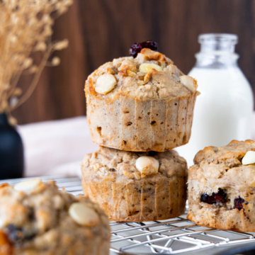 Bananenbrood muffins met cranberry’s en witte chocolade