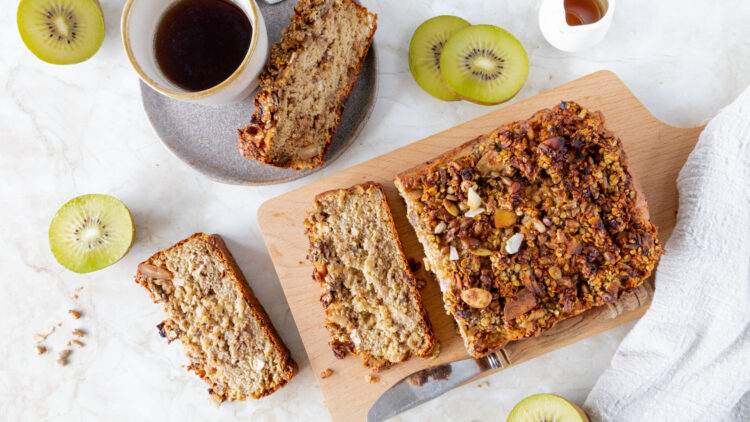 Glutenvrij rozijnen granola brood