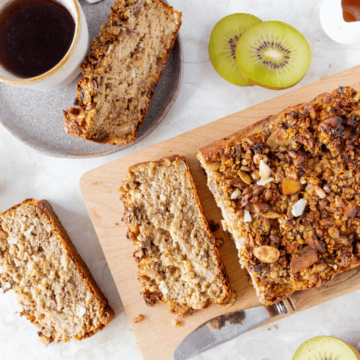 Glutenvrij rozijnen granola brood