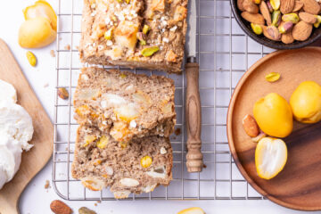 Glutenvrij notenbrood met dadels en geitenkaas