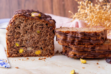 Glutenvrij bananenbrood met chocolade en pistachenoten