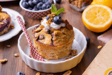 Glutenvrije citroen cakejes met granola